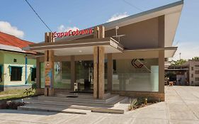 RedDoorz @ Hotel Copacobana Bengkulu